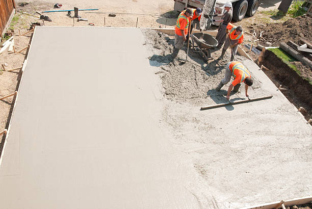 Best Commercial Concrete Services in Oakdale, MN